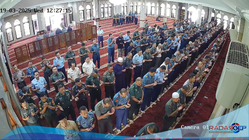 Soliditas TNI-Polri: Sesko TNI Gelar Shalat Gaib dan Doa Bersama untuk Anggota Polri yang gugur di Lampung